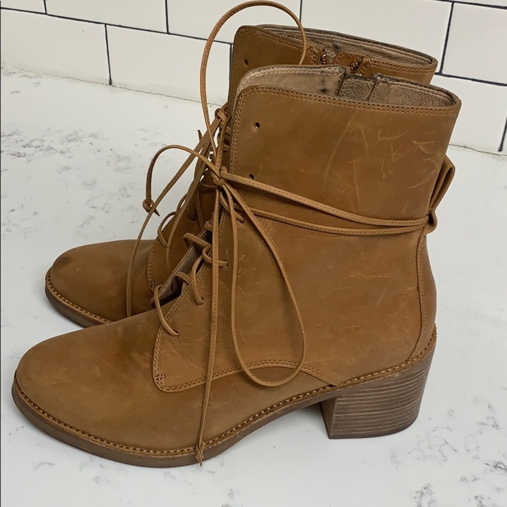 UGG Oriana Lace Up Boot